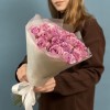 17 сиреневых роз 50 см