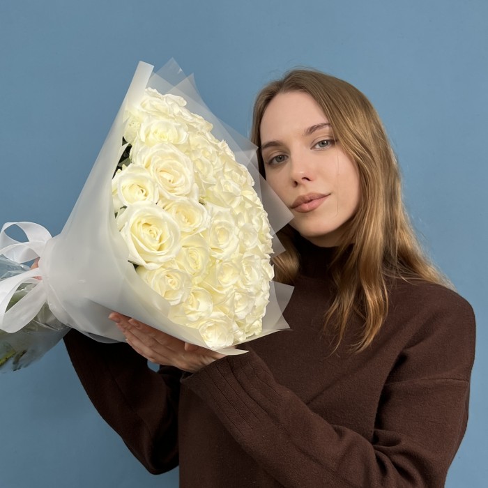 41 белая крупная роза 40 см