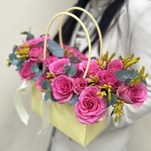 Букет дня с розами Романтичный вечер