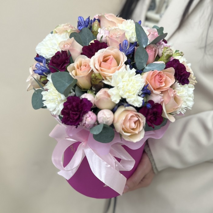 Букет дня  в коробке Нежный аромат