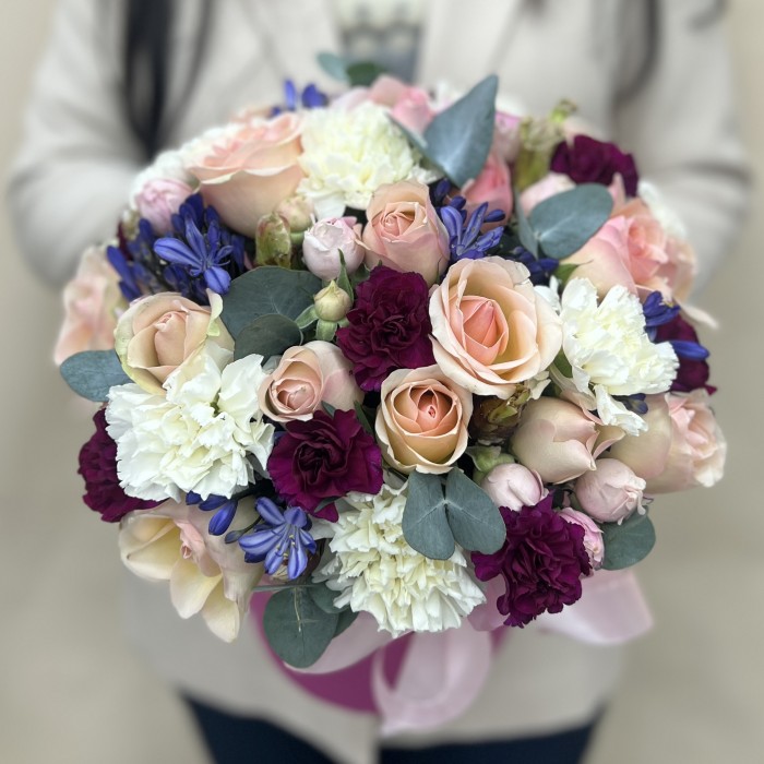 Букет дня  в коробке Нежный аромат