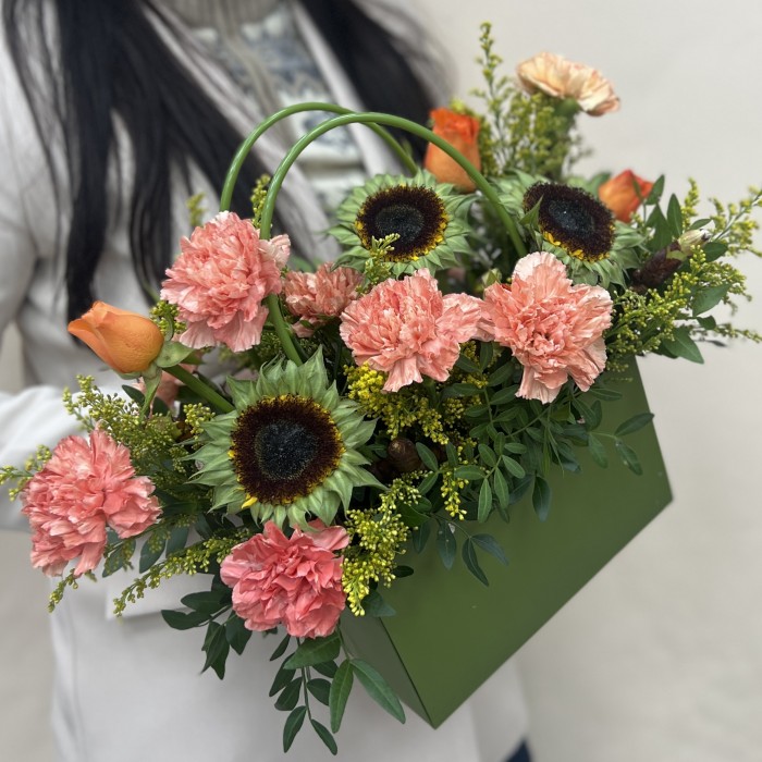 Букет дня Пламя в коробке