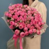 25 кустовых пионовидных розовых роз Жизель 60 см