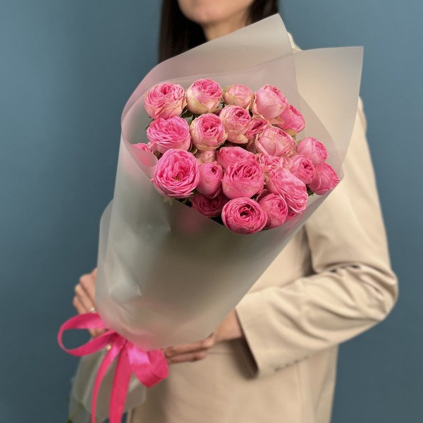 9 кустовых розовых роз Жизель 60 см