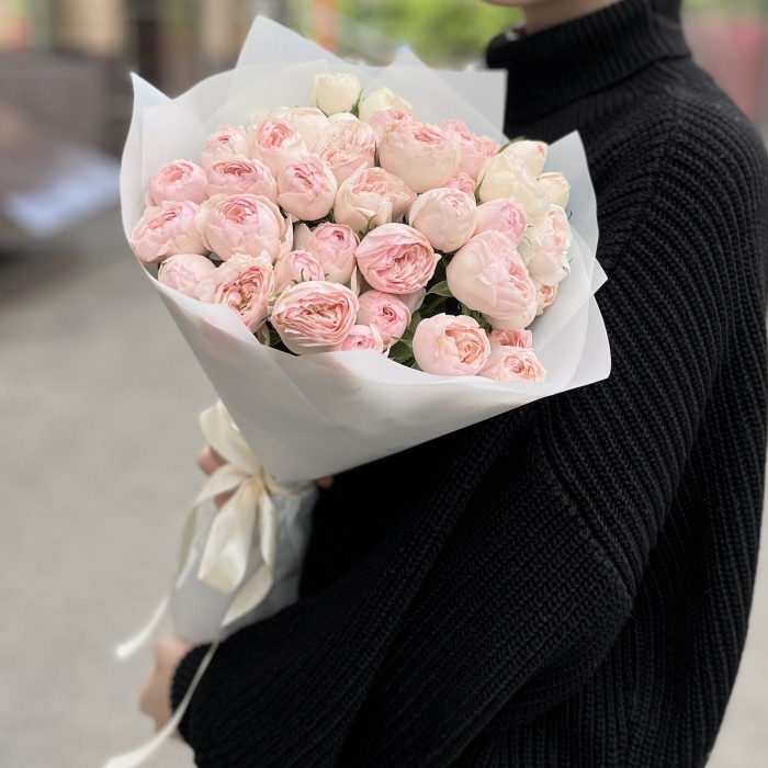 11 кустовых пионовидных роз Мансфилд парк 50 см