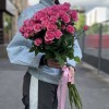 15 кустовых роз Эйлин 70 см