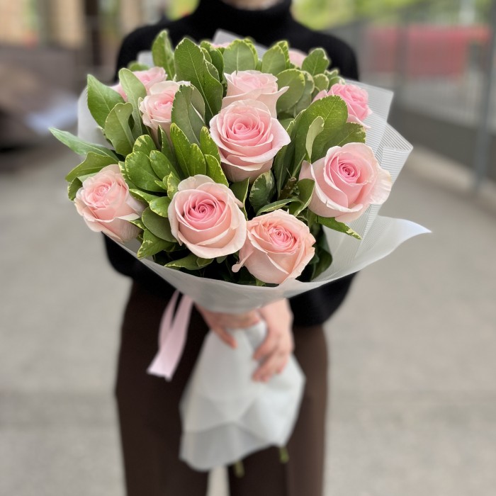 Букет на юбилей из розовых роз