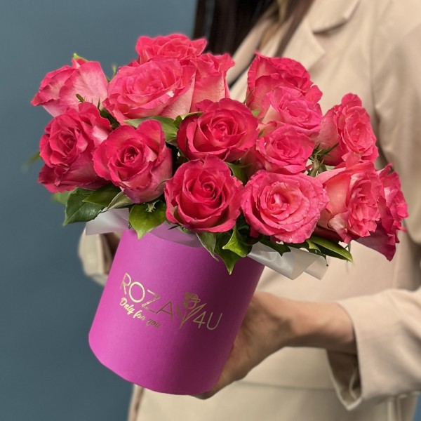 15 роз Дабл Дейт в коробке