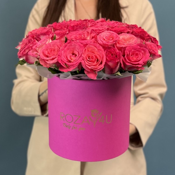 51 малиновая роза Дабл Дейт в коробке