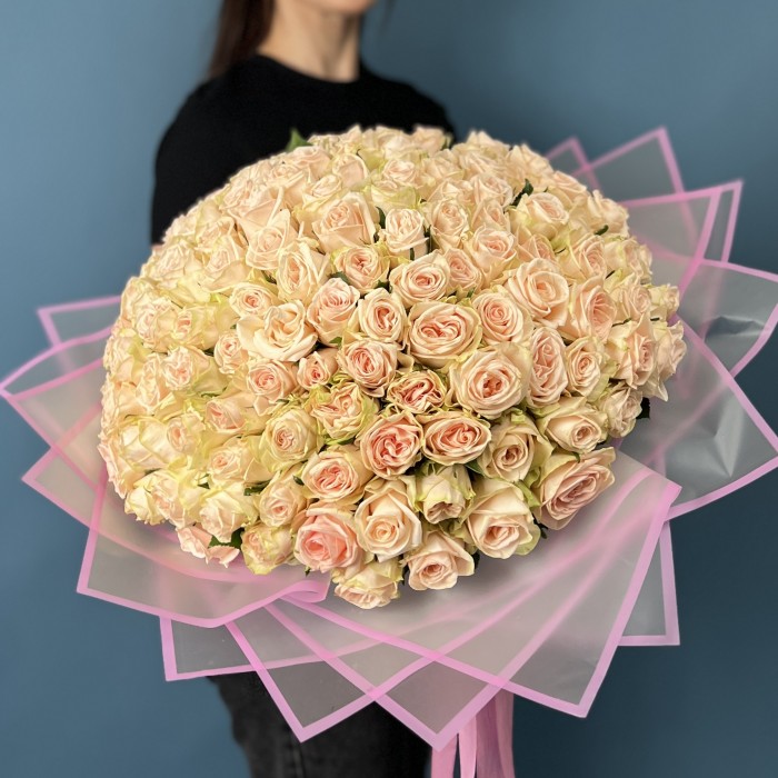 151 нежная роза Веддинг Роуз