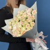 15 кустовых персиково-зеленых роз Павлова 50 см