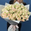 25 кустовых персиково-зеленых роз Павлова 50 см