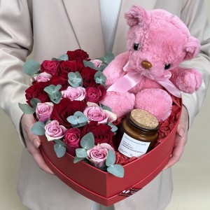 Букет дня в коробке Восторг