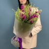 Букет из пяти малиновых маттиол с гринбелом