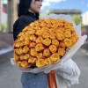 101 желто-оранжевая роза Корфу 60 см