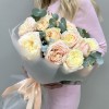 15 персиковых пионовидных роз Присцилла 50 см