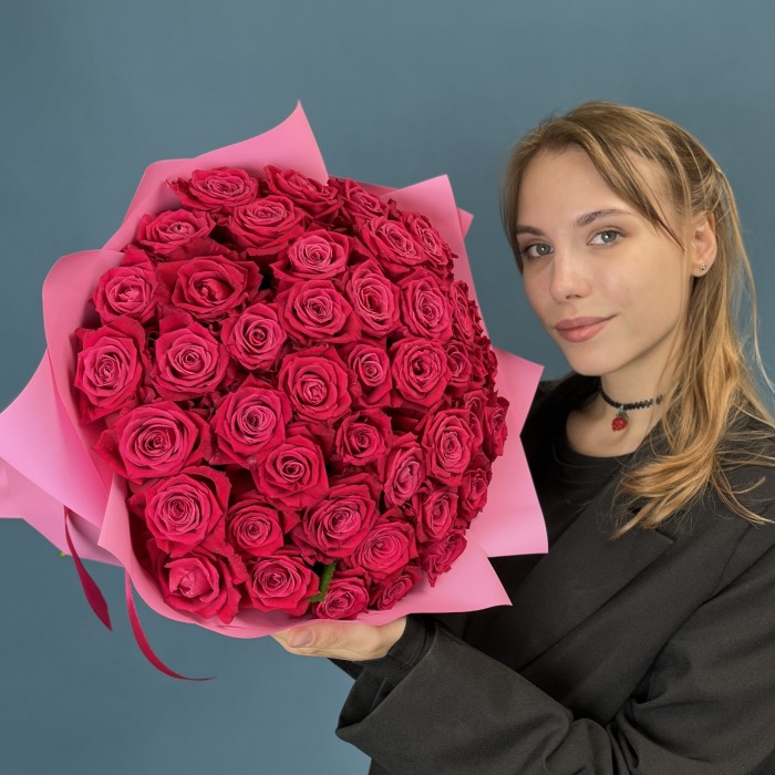 51 малиновая роза Шангрила 40 см