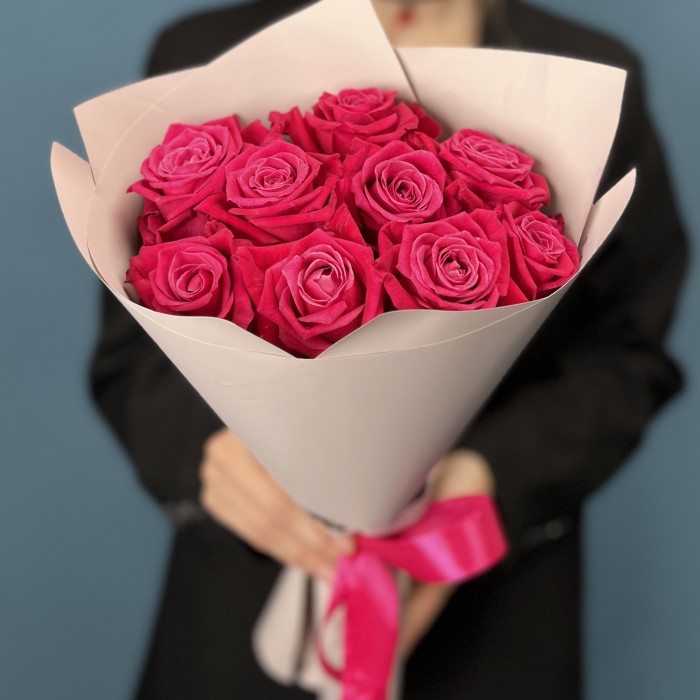 9 малиновых роз Шангрила 40 см