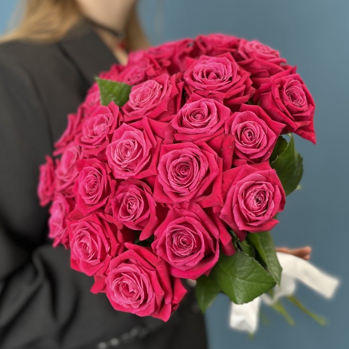 Малиновая роза Шангрила 40 см