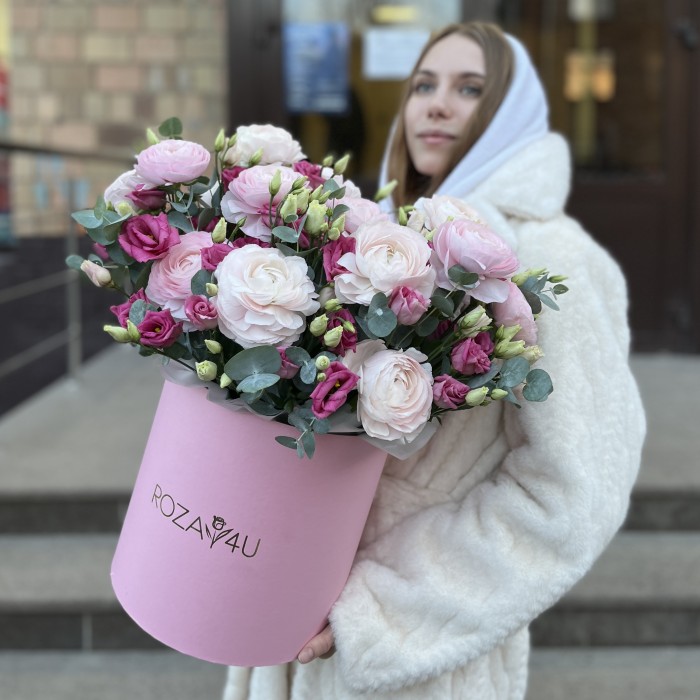 Цветы в коробке Розовое кружево