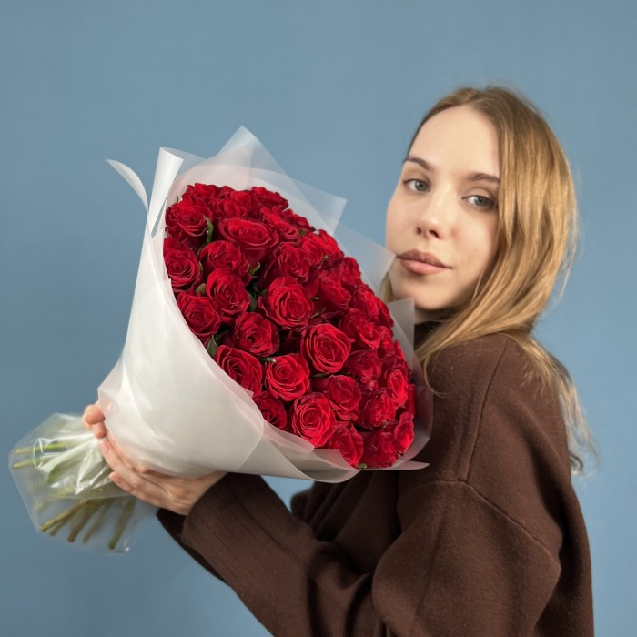 41 красная роза 40 см