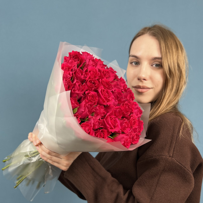 41 малиновая роза Такаци