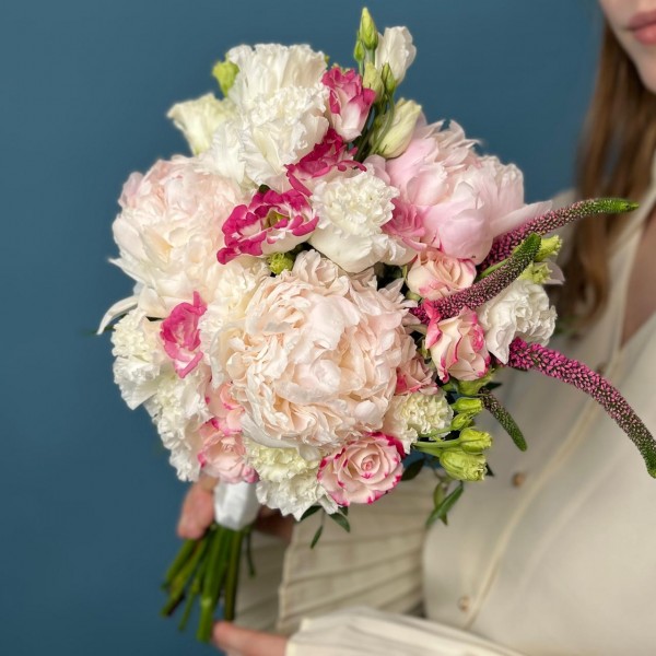 Букет невесты Нежность с пионами