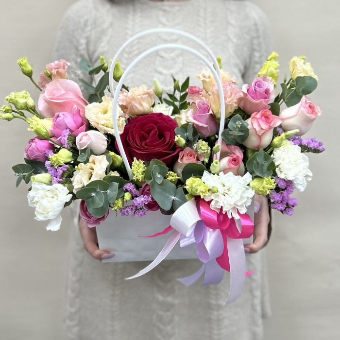 Букет дня Весеннее Небо в коробке