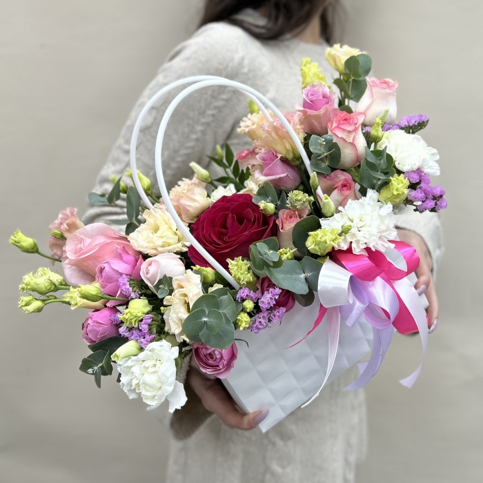 Букет дня Весеннее Небо в коробке