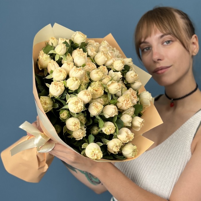 15 кустовых пионовидных роз Саммер-роз 40 см