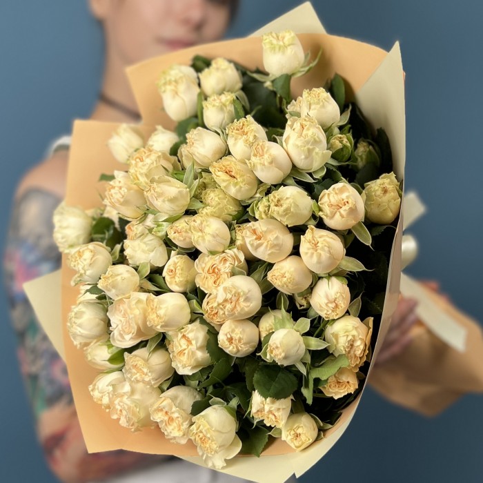 15 кустовых пионовидных роз Саммер-роз 40 см