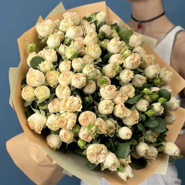 25 кустовых пионовидных роз Саммер-роз 40 см