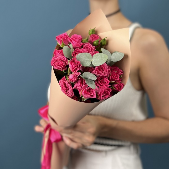 5 кустовых малиновых роз Глория 40 см