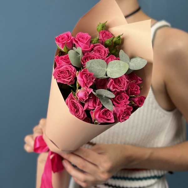 5 кустовых малиновых роз Глория 40 см