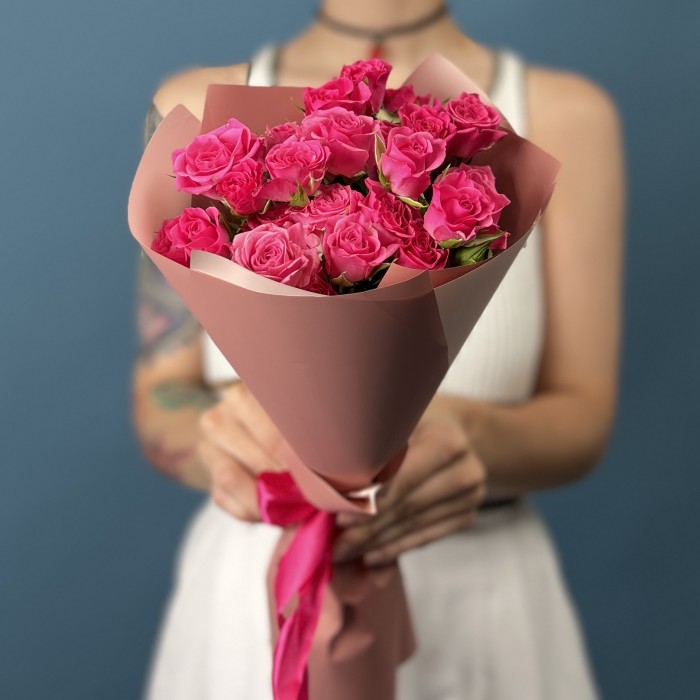 7 кустовых роз Глория 40 см