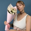 7 кустовых роз Роял Порцелина 40 см
