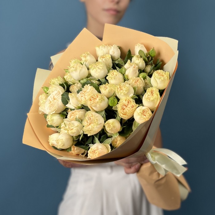 9 Кустовых пионовидных роз Саммер-роз 40 см