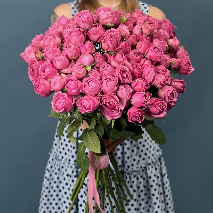 Кустовая пионовидная Роза Мисти Баблс 60 см