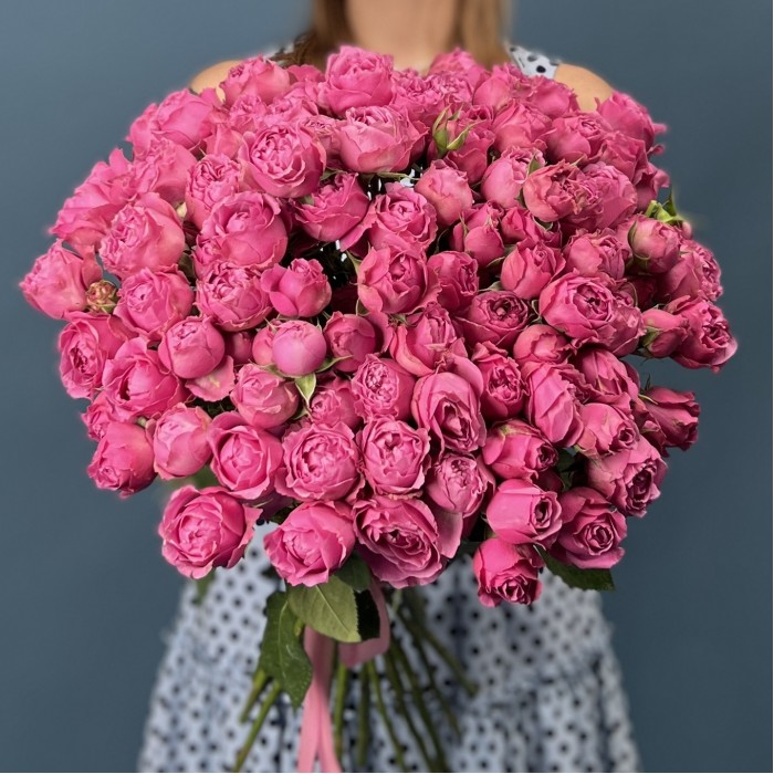 Кустовая пионовидная Роза Мисти Баблс 60 см