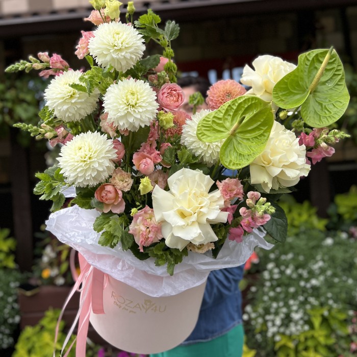 Авторская композиция в коробке Нежная Мечта