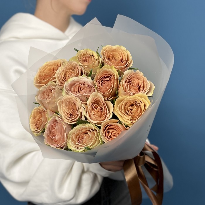 15 Зелено-персиковых роз Тедди 40 см