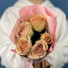 5 зелено-персиковых роз Тедди 40 см