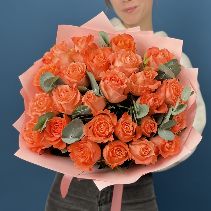 25 Коралловых роз Юлечка 40 см