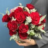 19 красных роз в корзине с чаем Любимой Бабушке