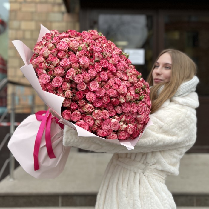 101 кустовая пионовидная роза Сансет Мэджик 60 см