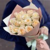 15 персиковых роз Кашмир
