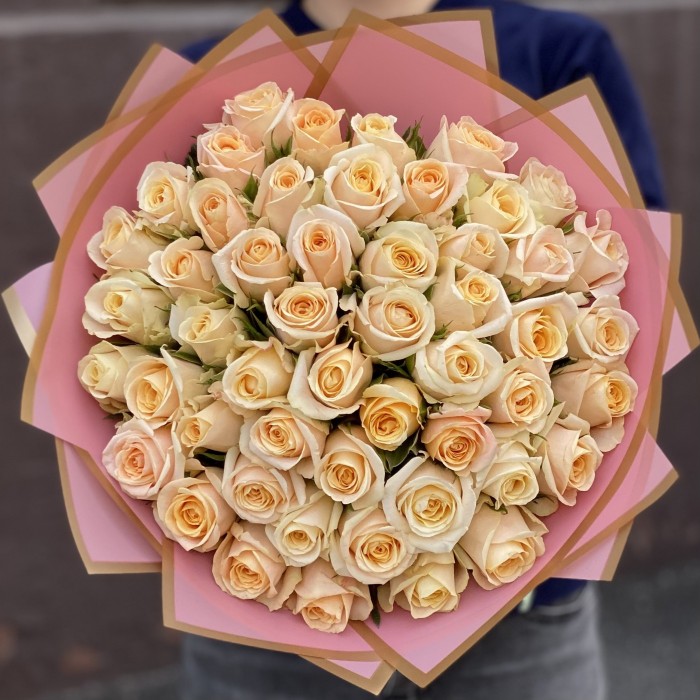 51 персиковая роза Кашмир