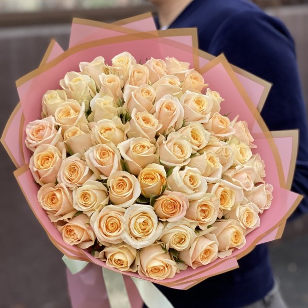 51 персиковая роза Кашмир