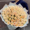 75 персиковых роз Кашмир