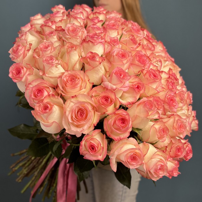 101 роза Джумилия 60 см